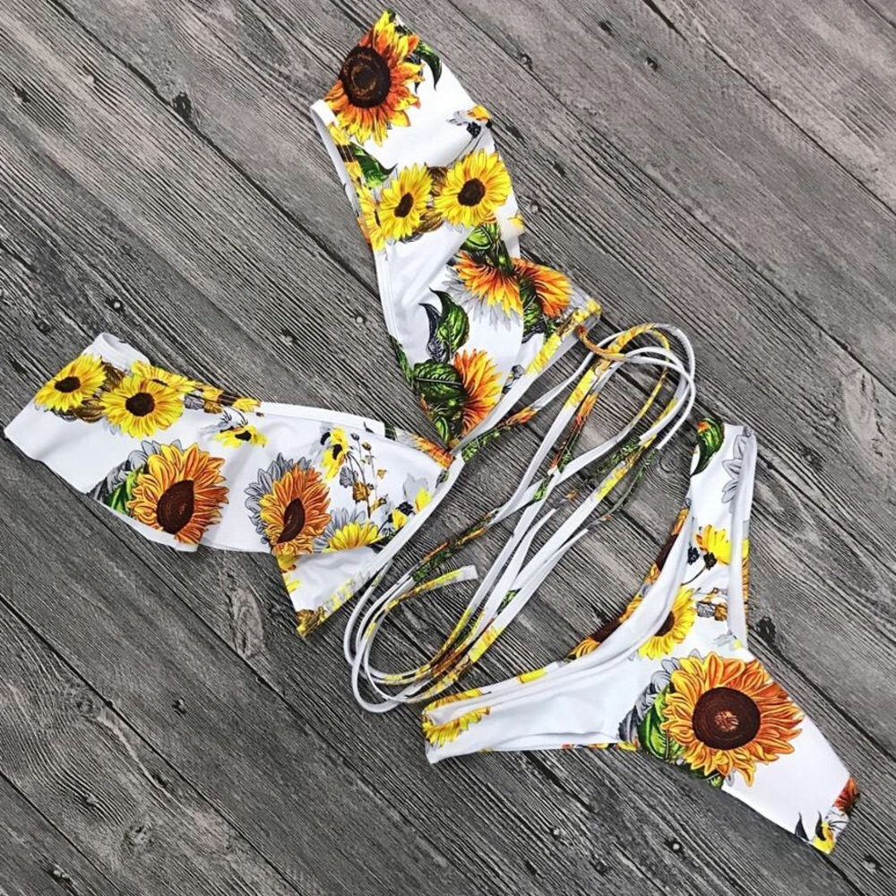 ❗️LAST ONE❗️Sunflower Ruffle Brazilian Bikini SetJ - Picture 2 of 4